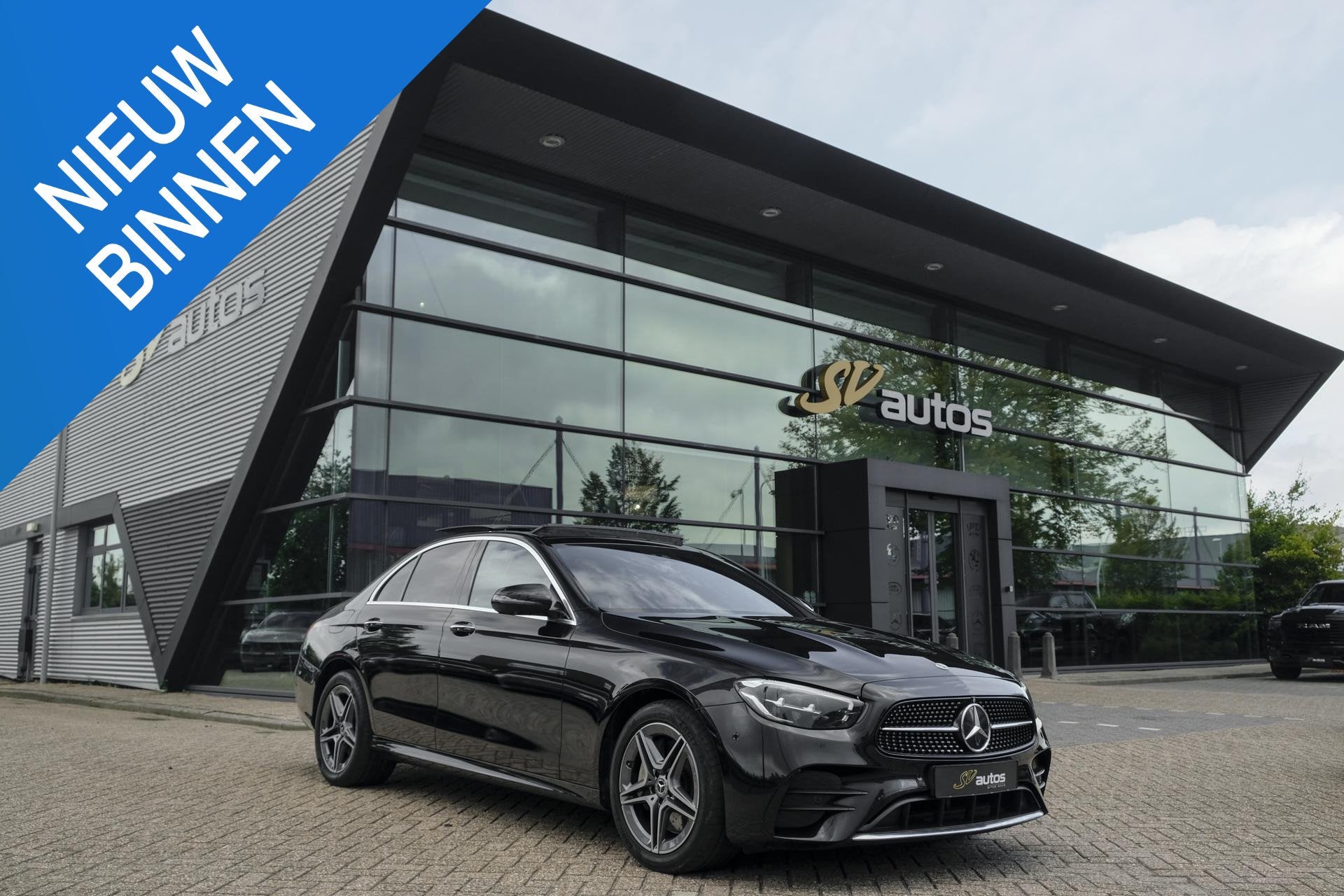 Mercedes-Benz E-klasse E300e AMG 320pk Panoramadak Burmester, Automaat, Automatische klimaatregeling, Gebruikt, 4 cilinders