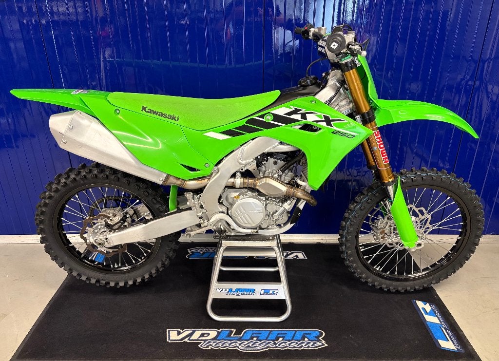 Kawasaki KX 250 2025, Motoren, 250 cc, Kawasaki, Bedrijf, Crossmotor