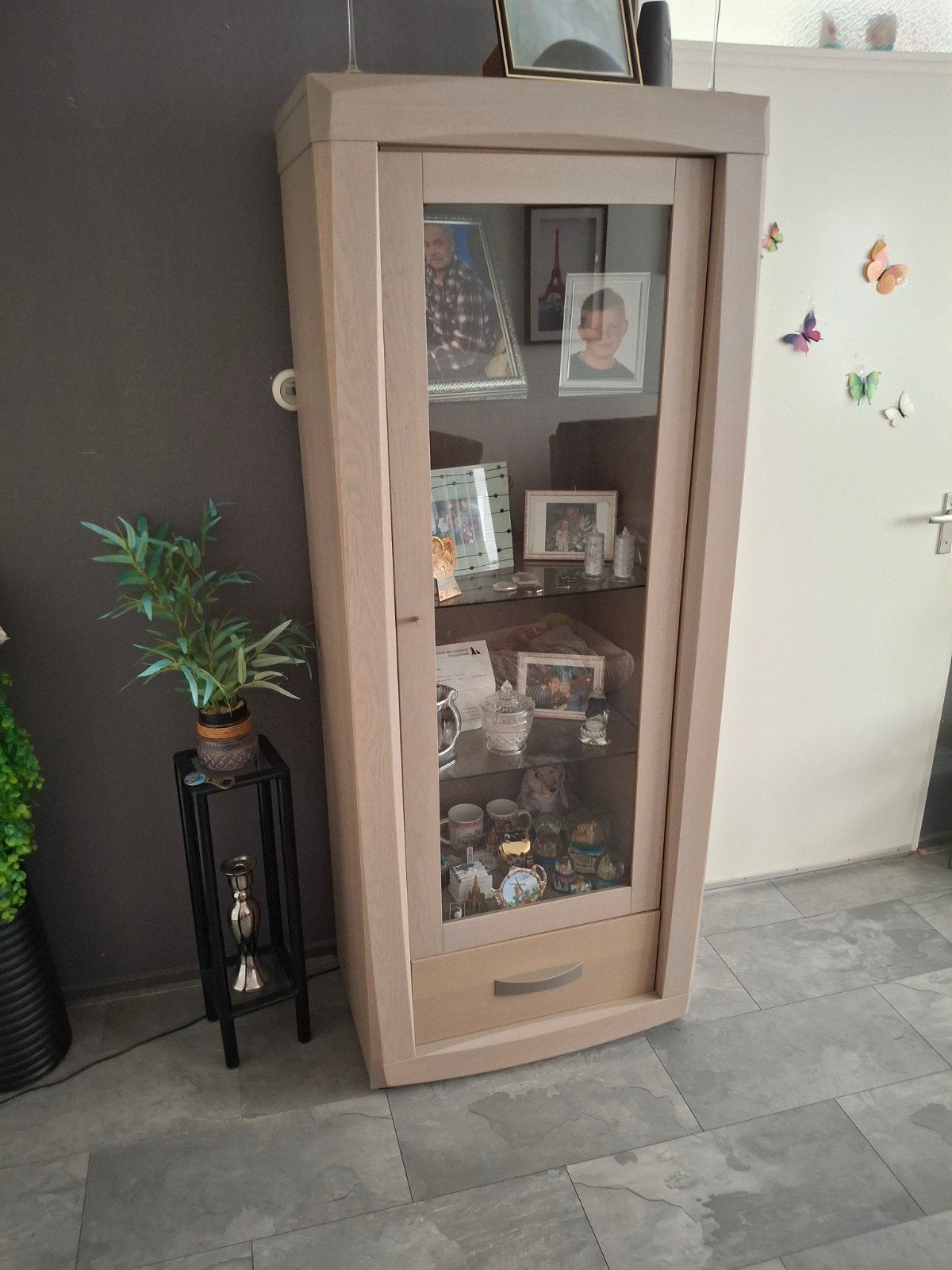 Vitrine kast, Ophalen, 50 tot 100 cm, Zo goed als nieuw, 150 tot 200 cm