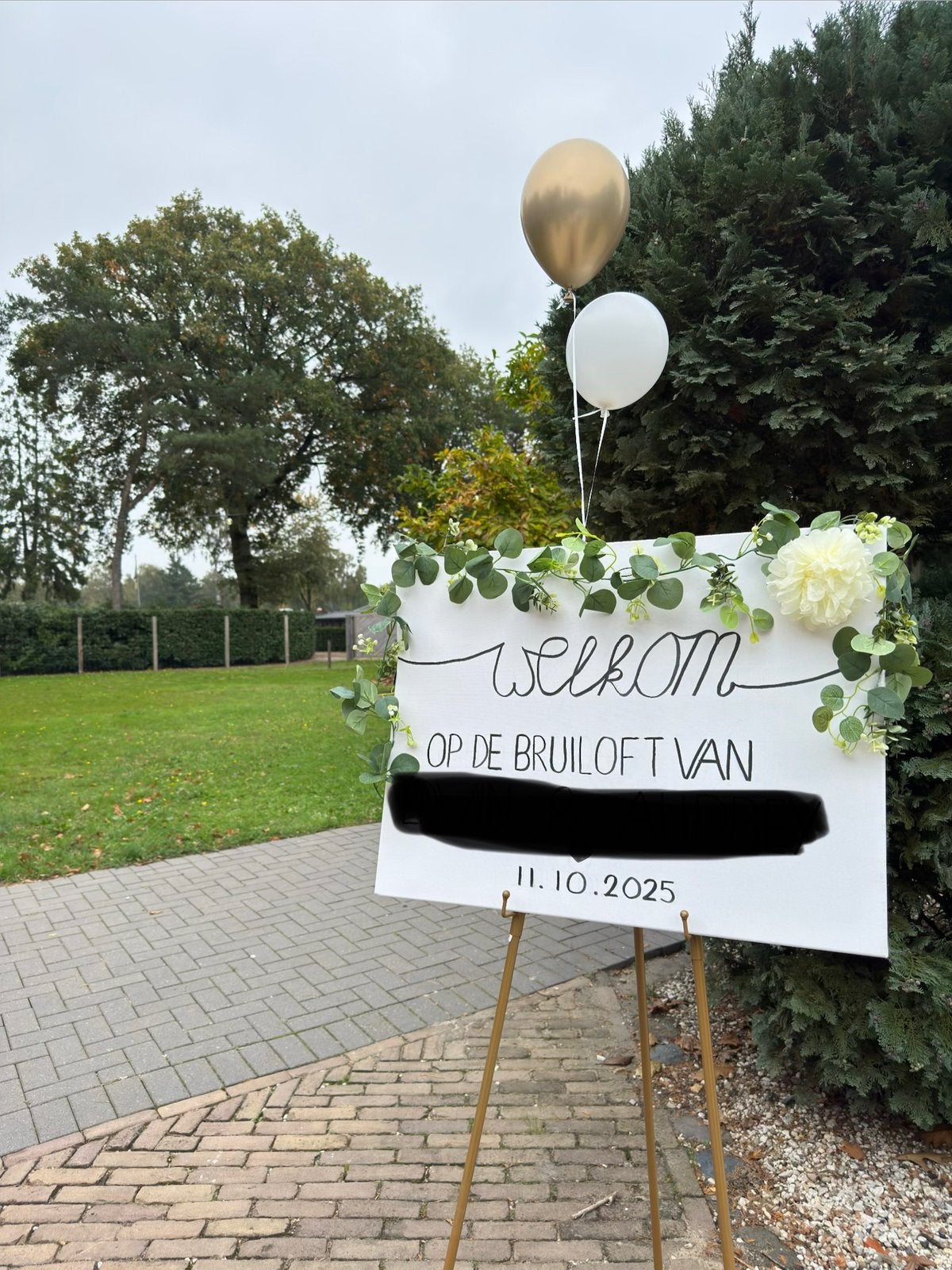 Schildersezel te huur | Ideaal voor welkomstbord, Ophalen, Zo goed als nieuw, Geboorte of Huwelijk