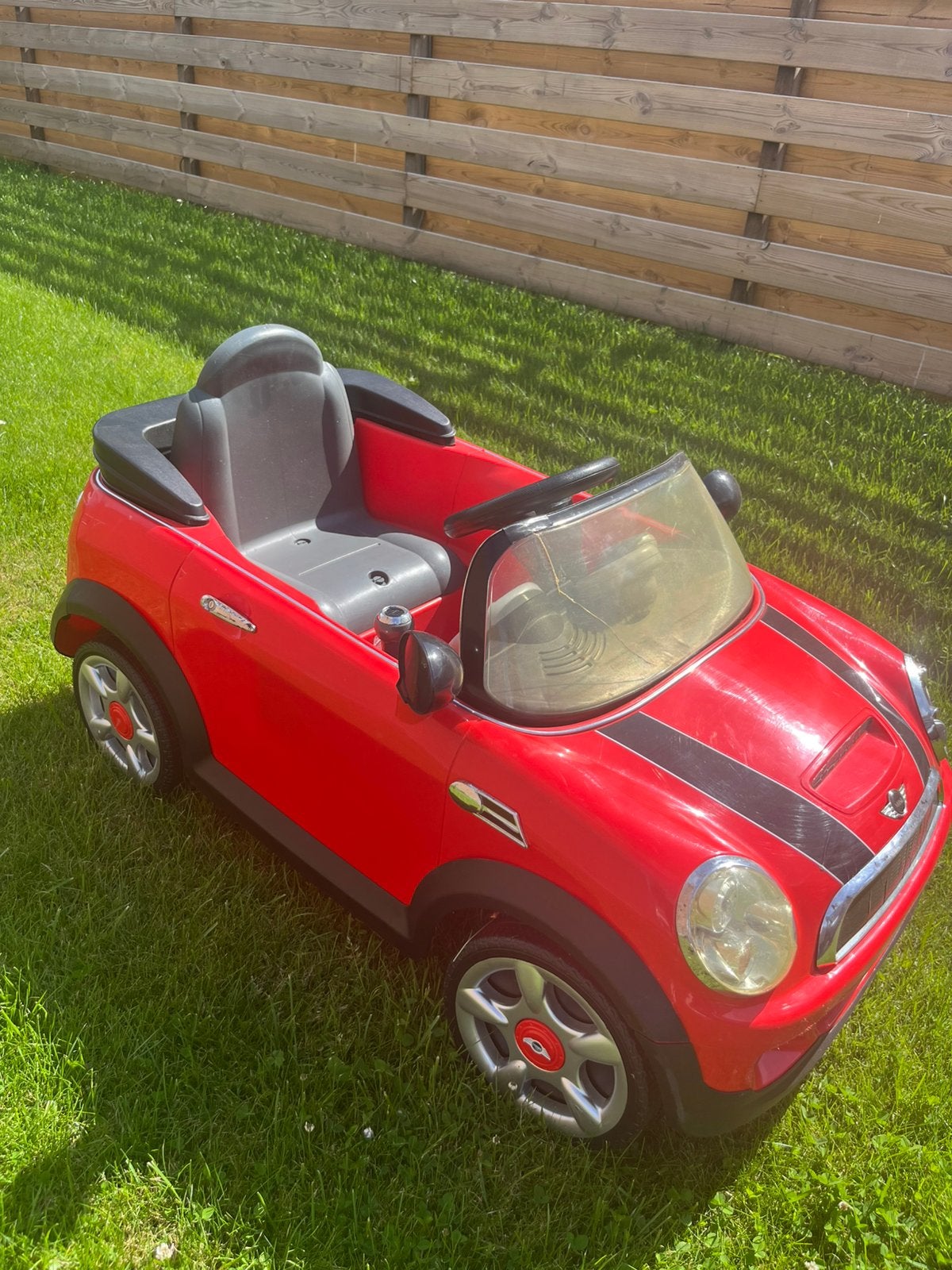 Elektrische kinderauto op accu | buitenspeelgoed, Kinderen en Baby's, Ophalen, Gebruikt