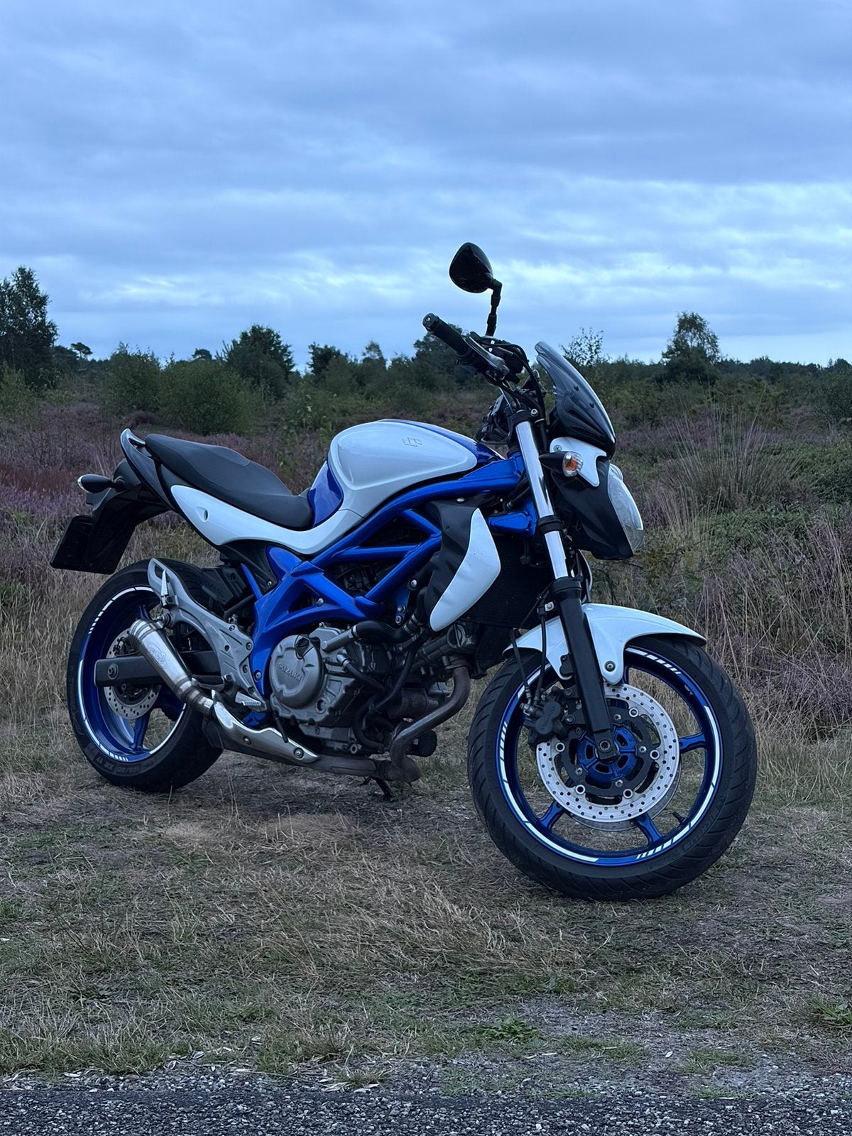Suzuki SFV650 Gladius – 2011 – 35 kW/A2, Motoren, 4 cilinders, Particulier, Minimaal motorrijbewijs A2, 12 t/m 35 kW