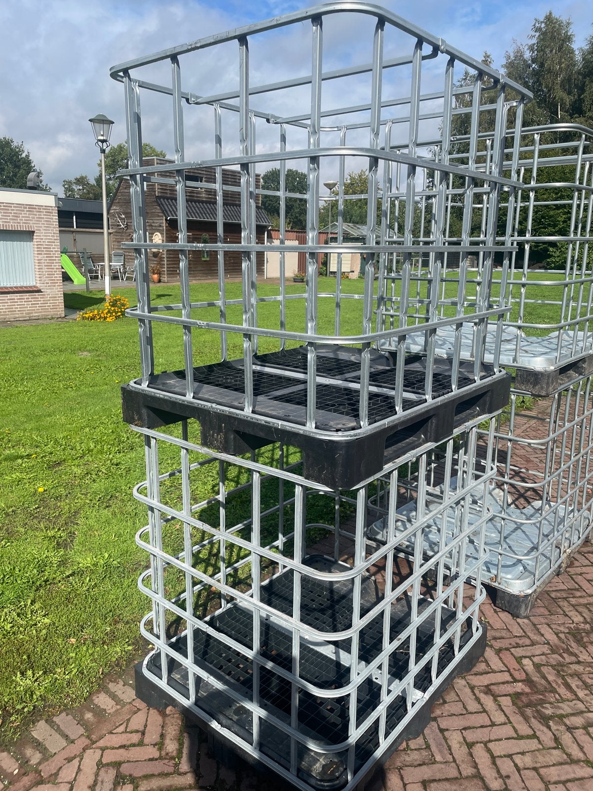 IBC-containers (lege) - 4 stuks, Ophalen of Verzenden, Zo goed als nieuw, Vrijstaand, Hout