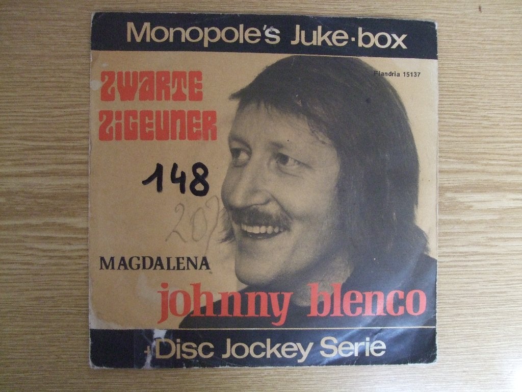 JOHNNY BLENCO     ZWARTE ZIGEUNER / MAGDALENA, 7 inch, Ophalen of Verzenden, Zo goed als nieuw, Nederlandstalig