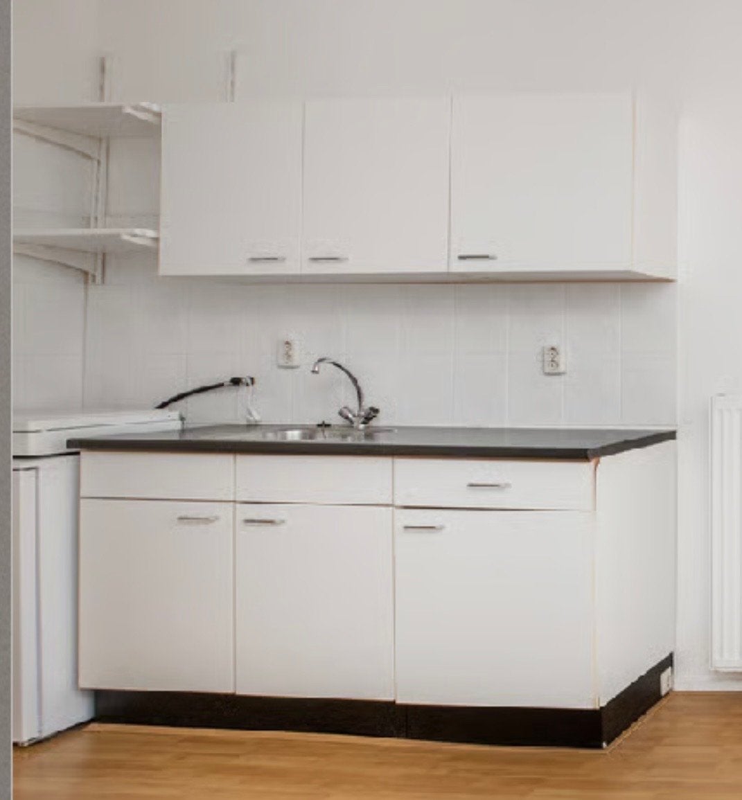 Oude witte keuken zonder koelkast en gasstel, Huis en Inrichting, Ophalen, Gebruikt, Wit, Enkelwandige keuken