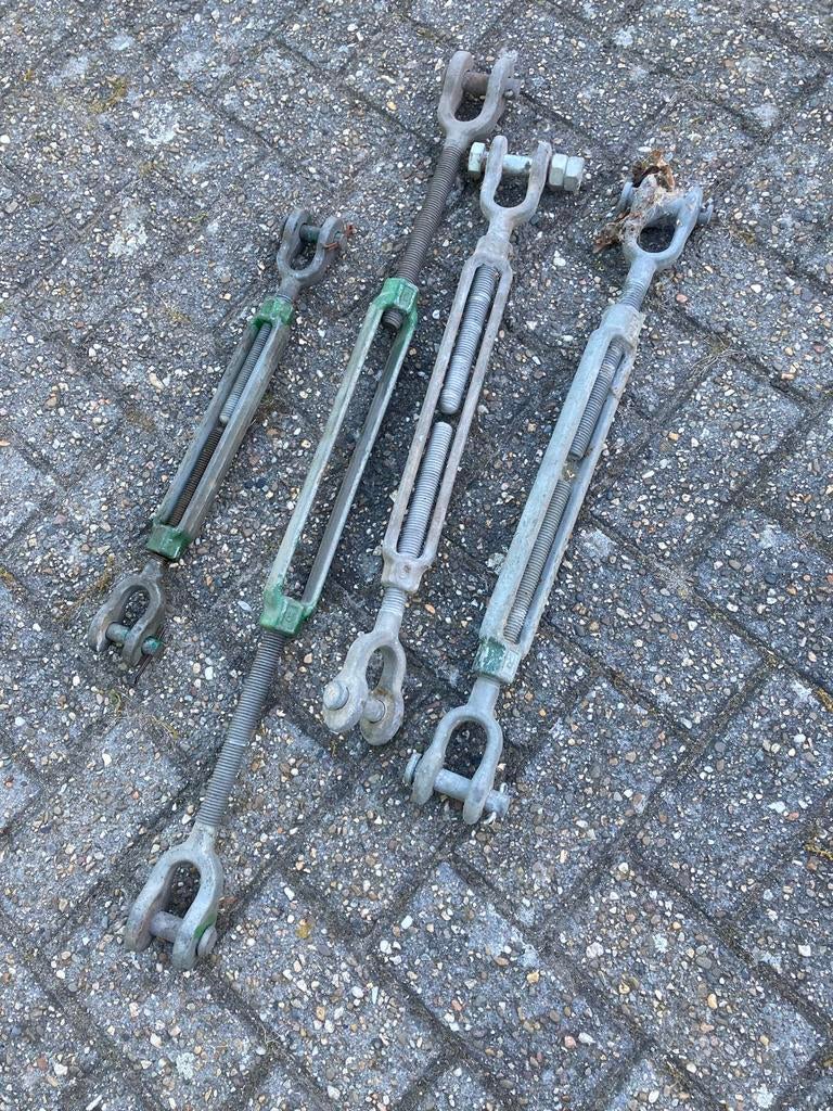 Set van 15 draad spanschroeven, Ophalen, Gebruikt