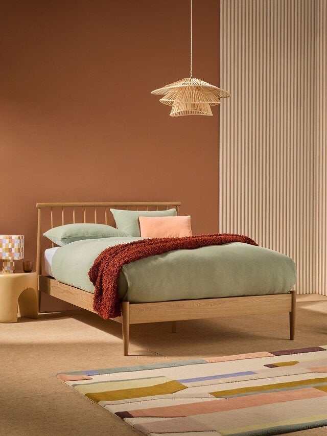 MADE(dot)COM Penn bed 160x200 eiken incl. lattenbodem matras, Ophalen, Gebruikt, Bruin, Japandi scandinavisch modern eikenhout