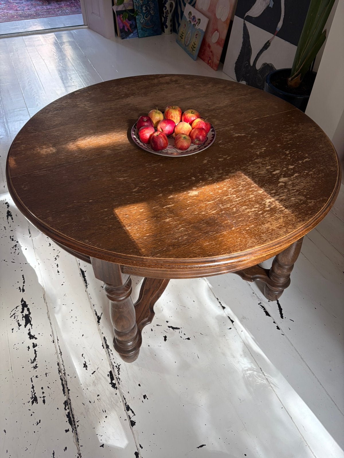 Antieke houten ronde en ovale eettafel – uitschuifbaar, Ophalen