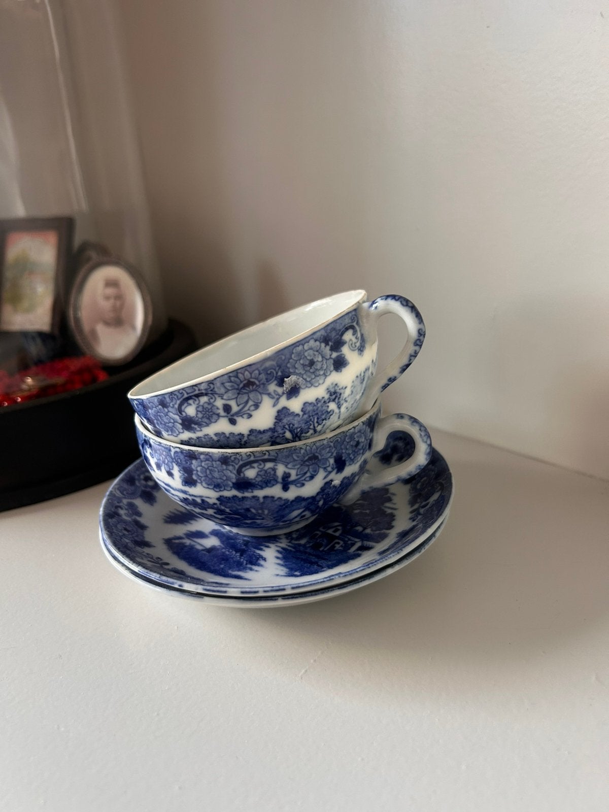 Prachtige oude blauwe kop en schotels, Antiek en Kunst, Ophalen of Verzenden