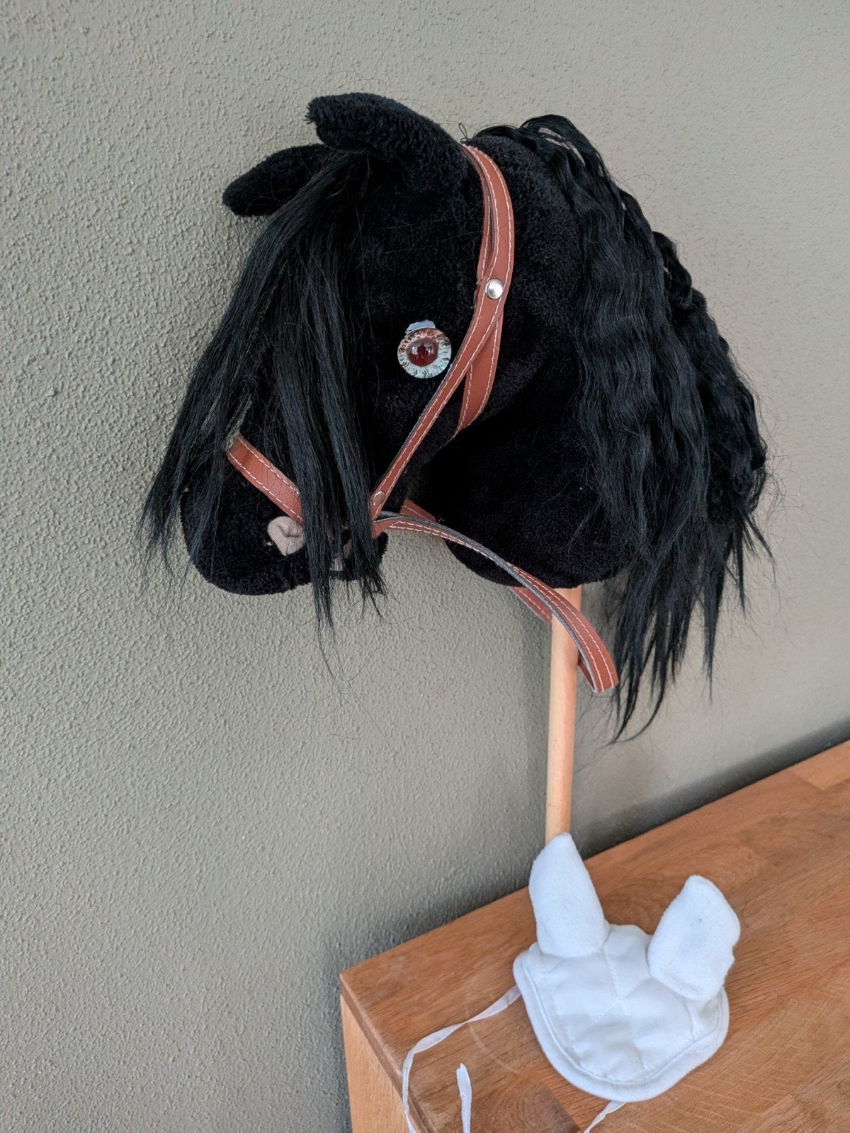 Luxe Hobby Horse Fries Paard - Zwart Stokpaard, Ophalen
