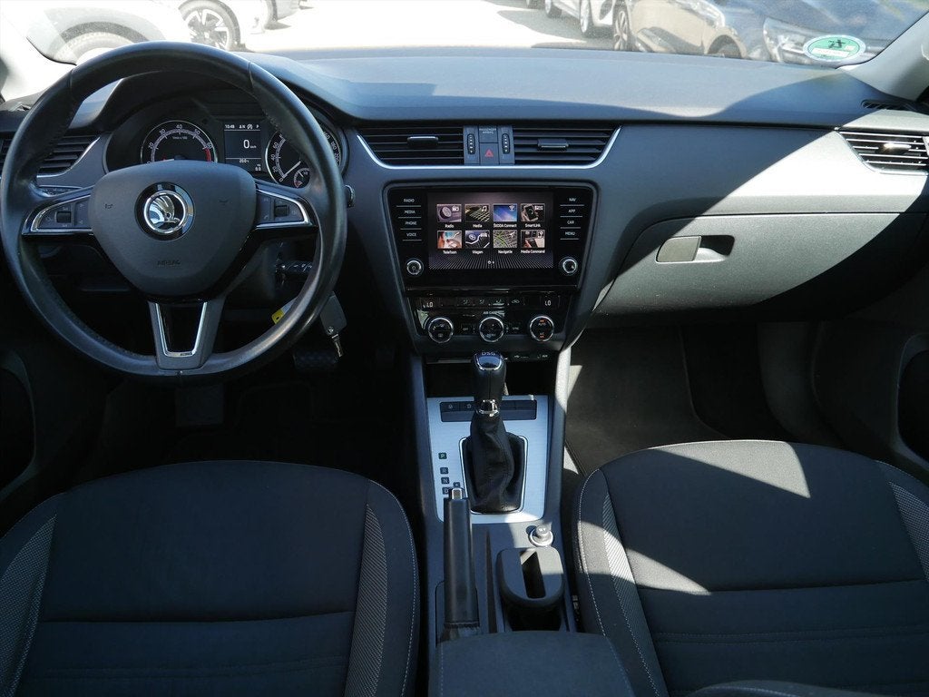 SKODA Octavia 5D 1.0 TSI 115pk Greentech DSG Ambition Busine, 12 maanden, Stof, Gebruikt, 49 €/maand