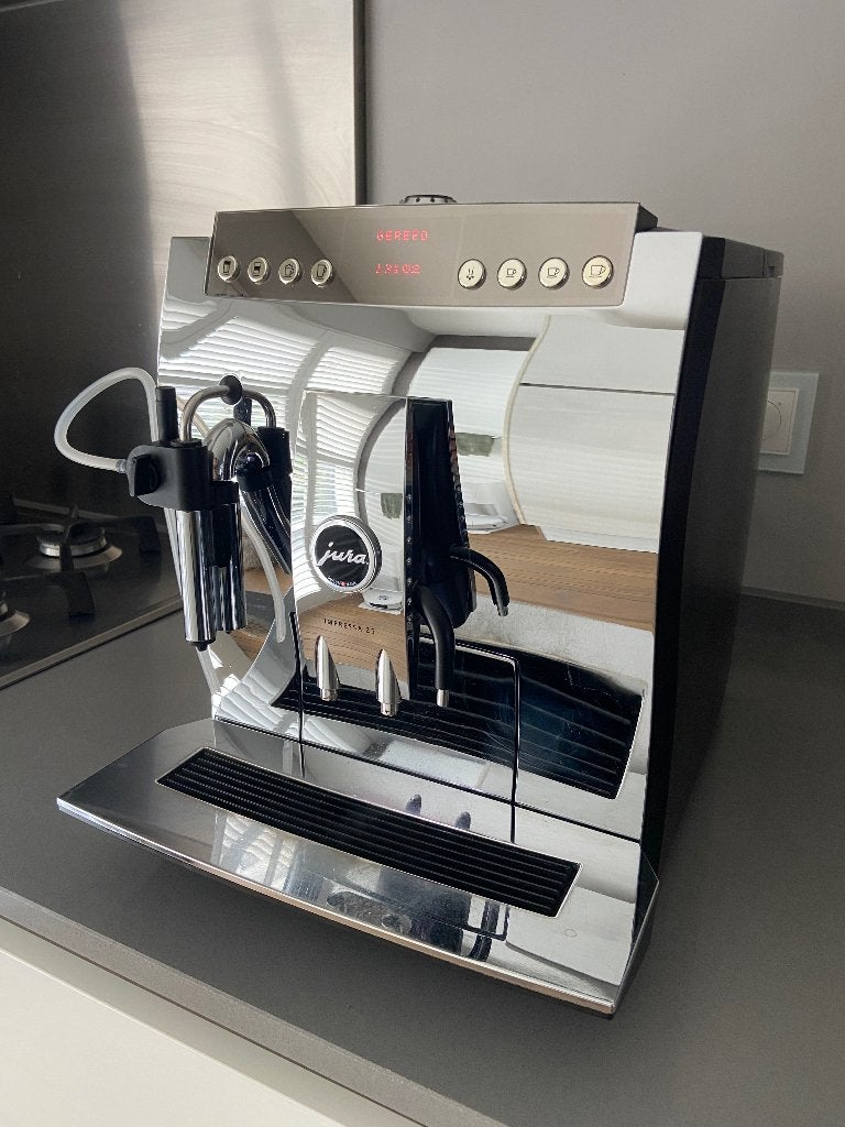 Jura Z5 chrome generatie II, one touch, Witgoed en Apparatuur, Ophalen, Gebruikt, 10 kopjes of meer, Koffiemachine