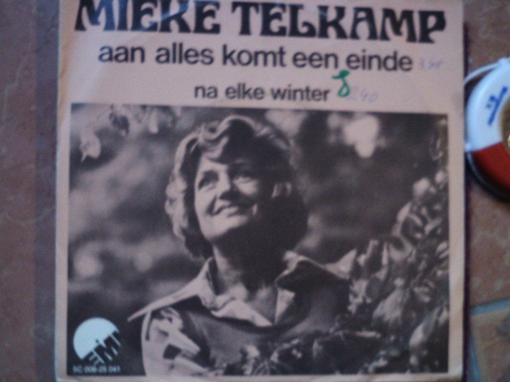 Mieke Telkamp  Aan Alles Komt Een Einde / Na Elke Winter 19o, 7 inch, Ophalen of Verzenden, Zo goed als nieuw, Beschermende buitenhoes