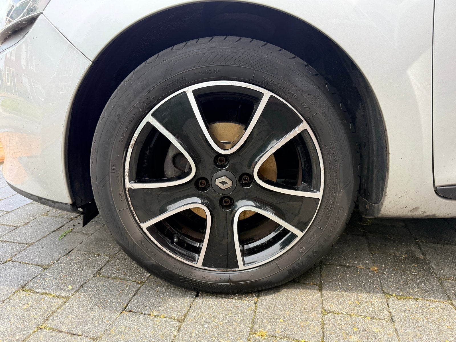 Originele Renault Clio 16 inch lichtmetalen velgen, Ophalen