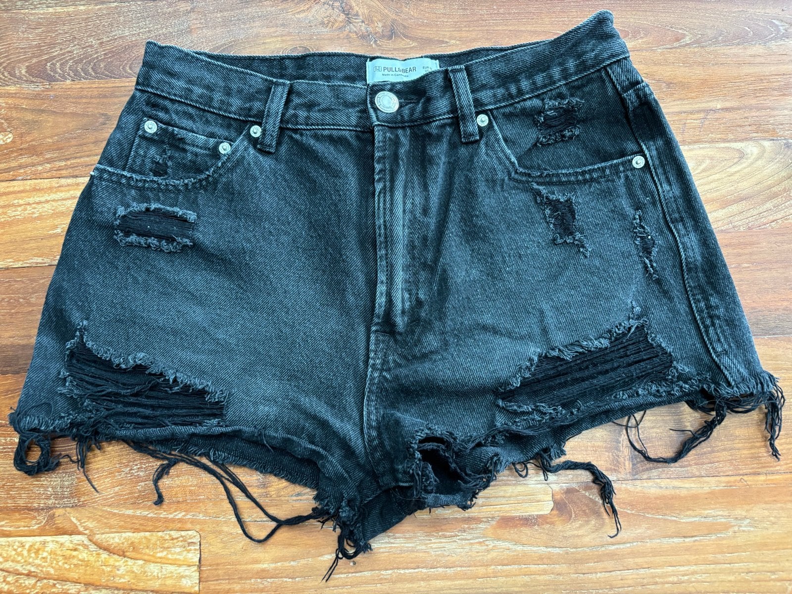 Pull&Bear Zwarte Denim Shorts - Maat 40, Ophalen of Verzenden, Gedragen, Zwart, W30 - W32 (confectie 38/40)