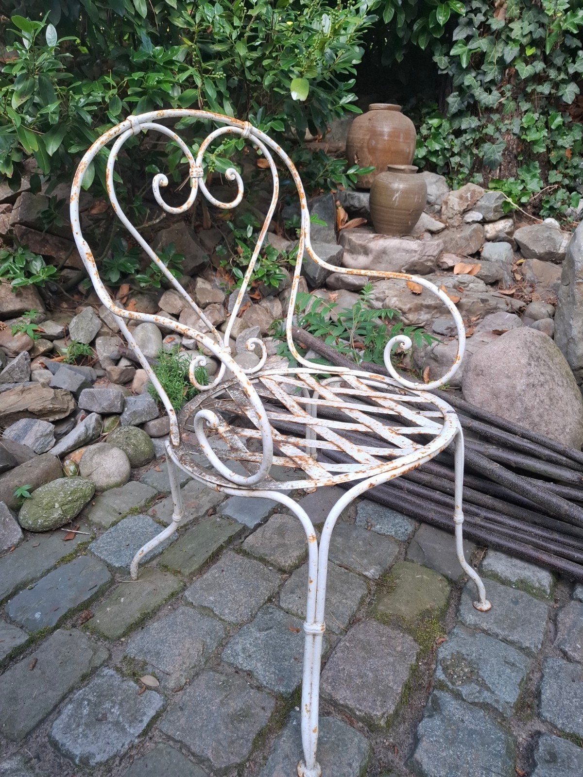 Antieke metalen tuinstoel, Ophalen, Gebruikt