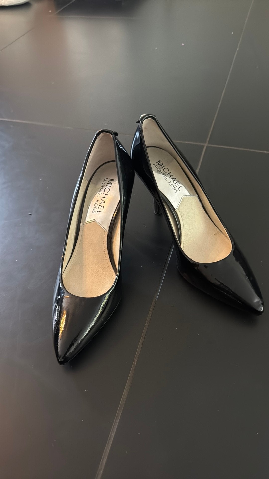 Michael kors maat 35/36, Kleding | Dames, Ophalen, Pumps, Zwart, Zo goed als nieuw