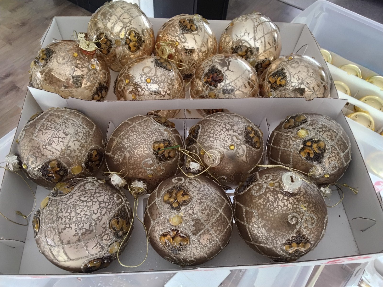 Kerstballen Champagne  met brons kleur., Diversen, Ophalen of Verzenden