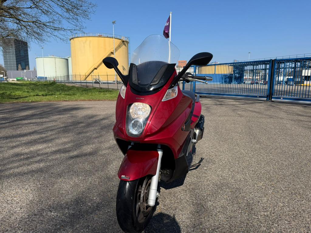 Gilera GP 800 Motorscooter - Krachtig en Comfortabel, Fietsen en Brommers, Scooters | Overige merken, Gebruikt, Benzine, Ophalen