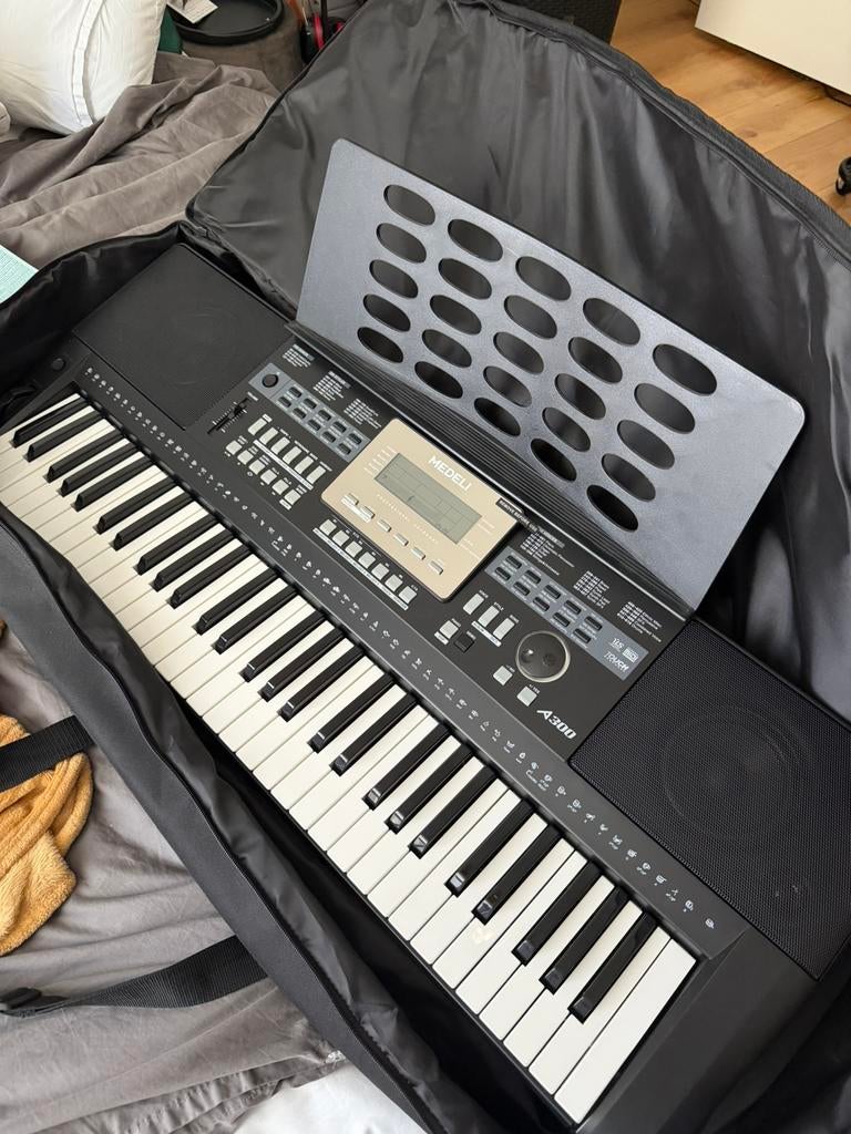 Medeli a300 keyboard ongebruikt, Muziek en Instrumenten, Keyboards, Ophalen, Zo goed als nieuw, 61 toetsen, Medeli