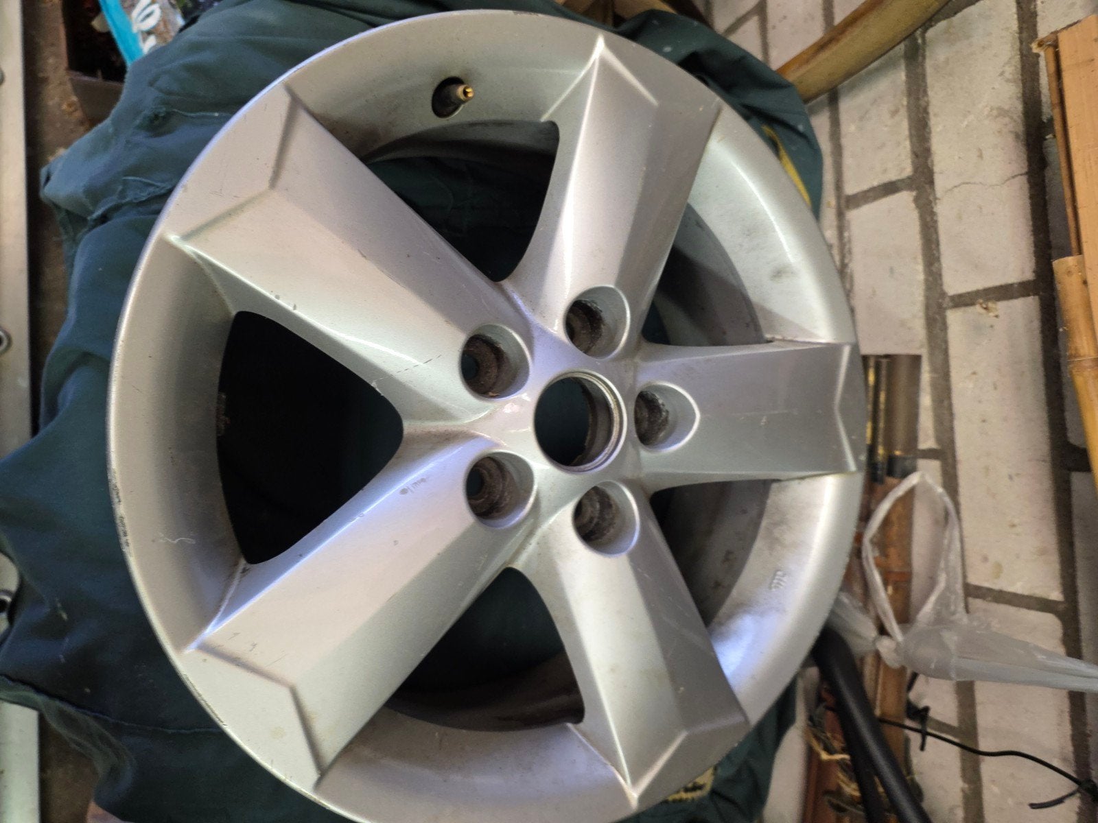 lichtmetalen velg origineel nissan, Ophalen of Verzenden