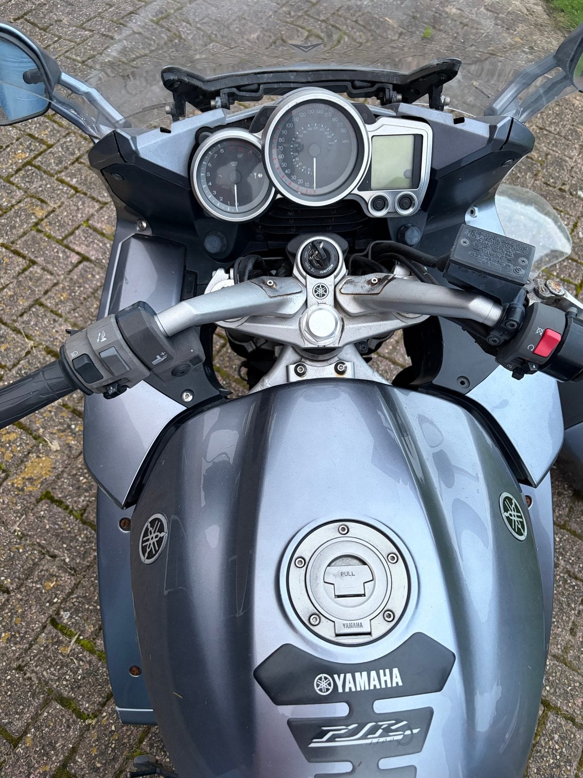 Yamaha FJR 1300 Toermotor met handvatverwarming, Handvatverwarming, Occasion, 4 cilinders, Motorrijbewijs A