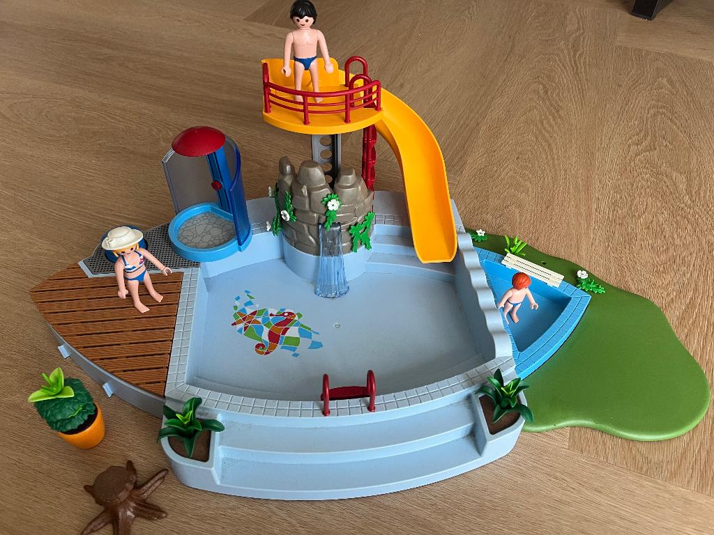 Playmobil zwembad compleet met poppetjes, Kinderen en Baby's, Speelgoed | Playmobil, Ophalen, Zo goed als nieuw