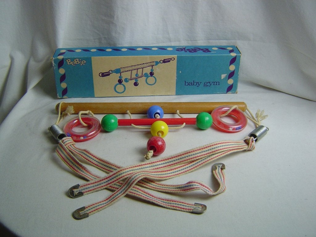 Vintage Bebie houten boxtrapeze met doos jaren 60, Kinderen en Baby's, Ophalen of Verzenden, Gebruikt, Babygym, Met geluid