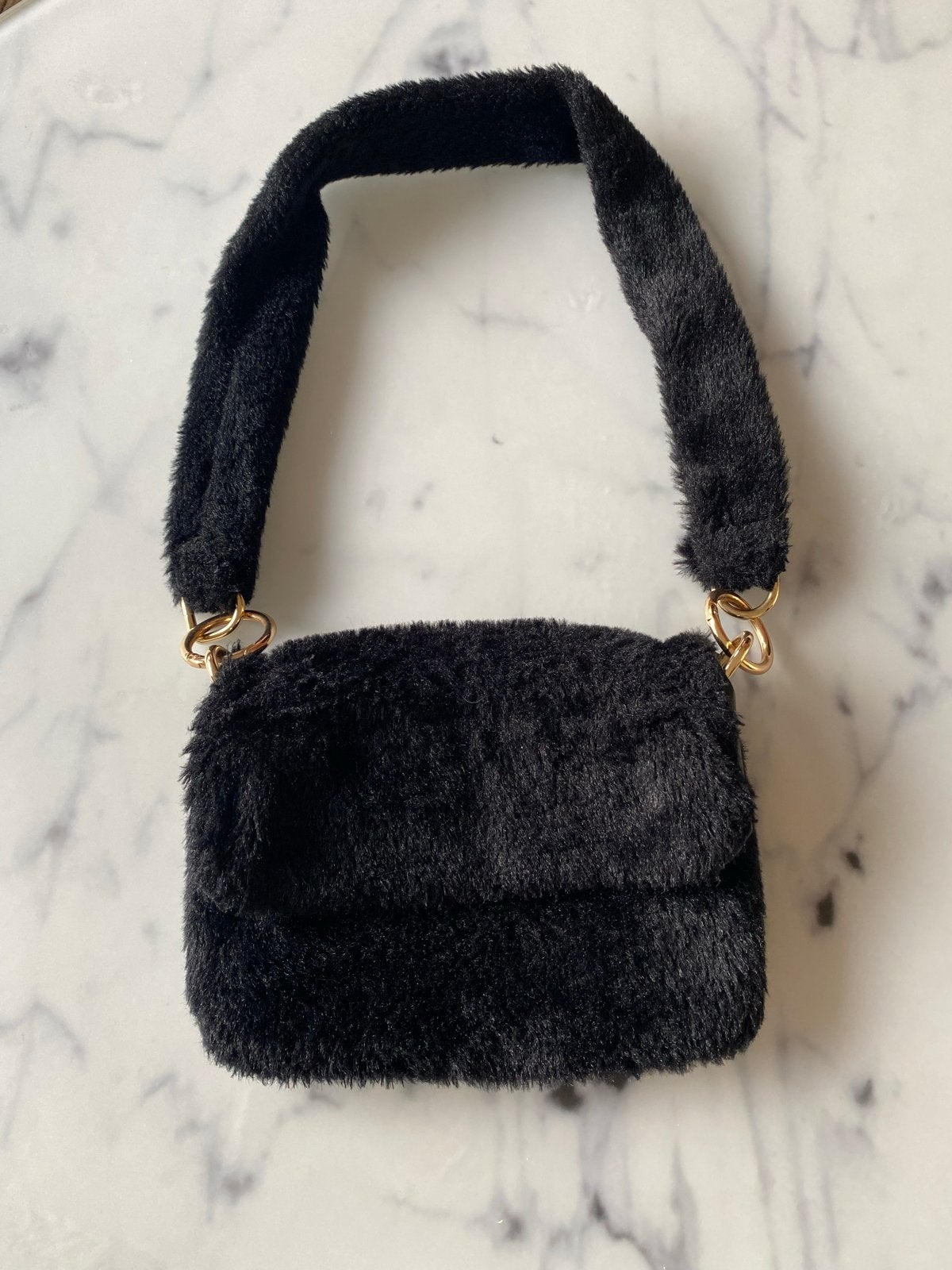 Zwart fluffy schoudertasje, Ophalen of Verzenden, Zo goed als nieuw, Zwart, Schoudertasje