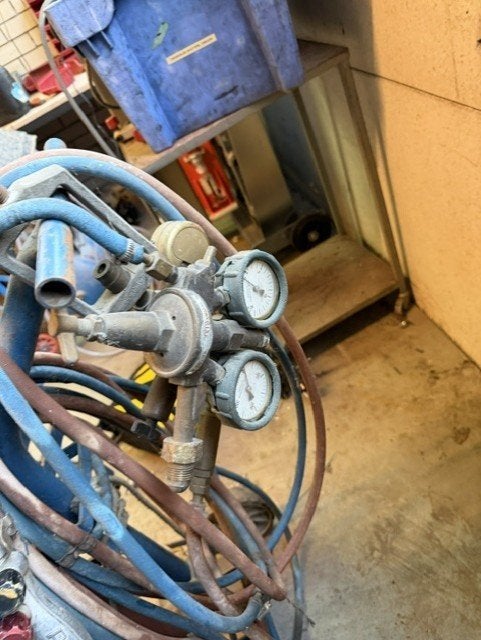 Professionele las-/snijinstallatie op verrijdbare wagen, Ophalen of Verzenden, Gebruikt, 1200 watt of meer, Overige typen