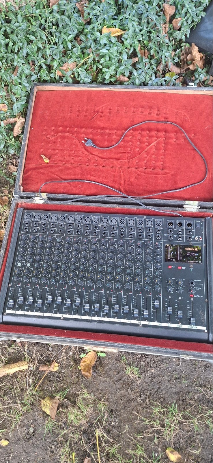 Mengpaneel samick sm-1600, Muziek en Instrumenten, Ophalen, Gebruikt
