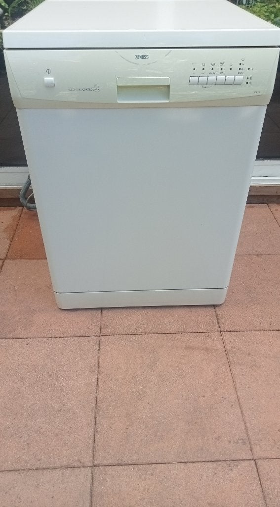 IGS ZANUSSI VAATWASMACHINE AFWASMACHINE VAATWASSER A, Ophalen, Gebruikt, 60 cm of meer, Energieklasse A of zuiniger