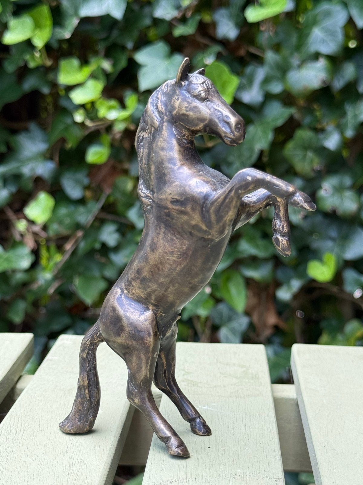 Bronzen paardenbeeld, 15 cm hoog, Antiek en Kunst, Kunst | Beelden en Houtsnijwerken, Minder dan 20 cm, Ophalen of Verzenden, Beeld