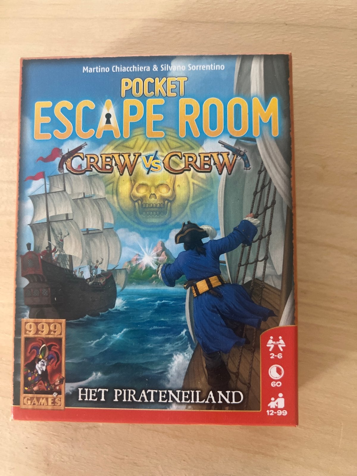 Pocket Escape Room: Het Pirateneiland - Crew vs Crew, Drie of vier spelers, Ophalen of Verzenden, Zo goed als nieuw