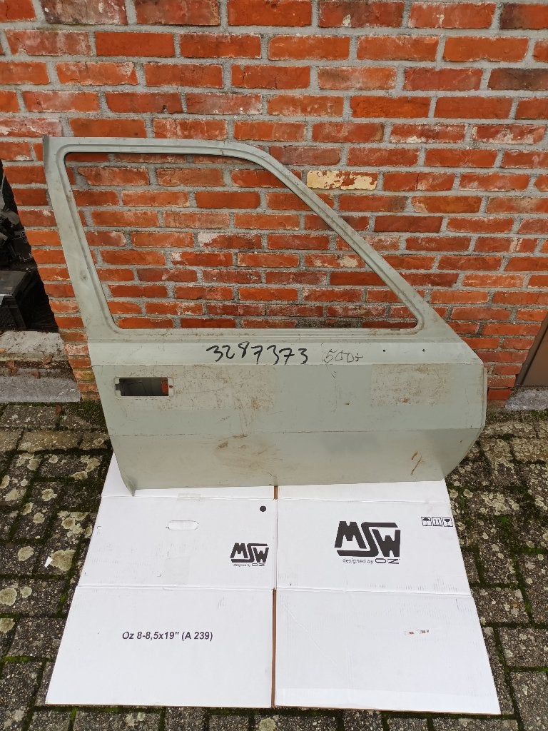 Volvo 340/360 deur rechtsvoor 3287373, Ophalen, Nieuw, Volvo