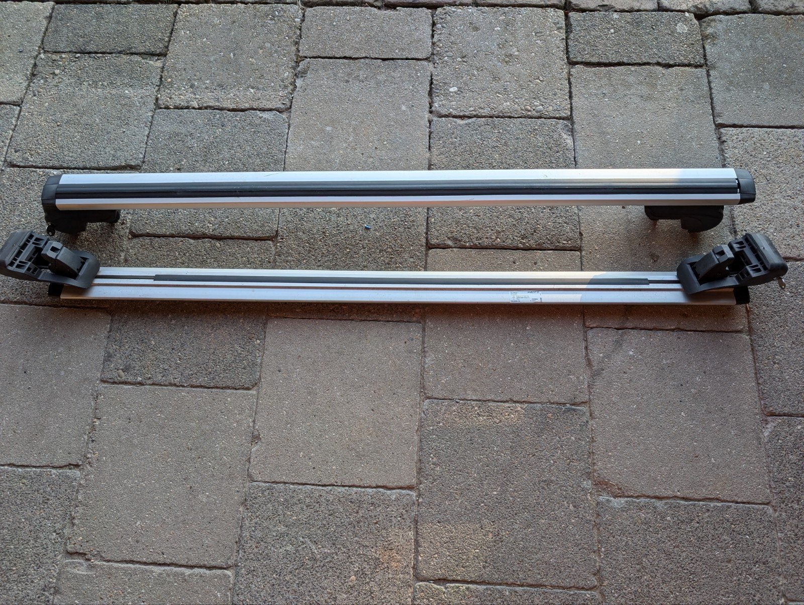 Hapro Aero 125 ALU 2 dakdragers met 2 sleutels, Ophalen, Gebruikt