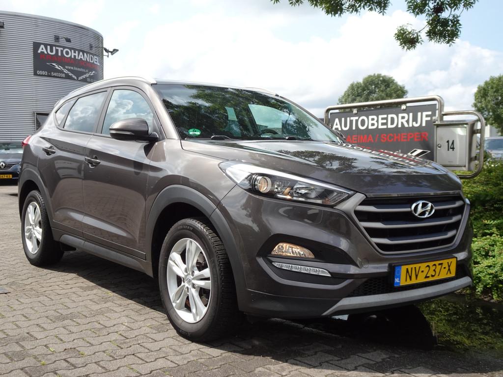 Hyundai Tucson 1.6 GDi Anniversary Edition (bj 2017), Voorwielaandrijving, Gebruikt, 4 cilinders, Bruin