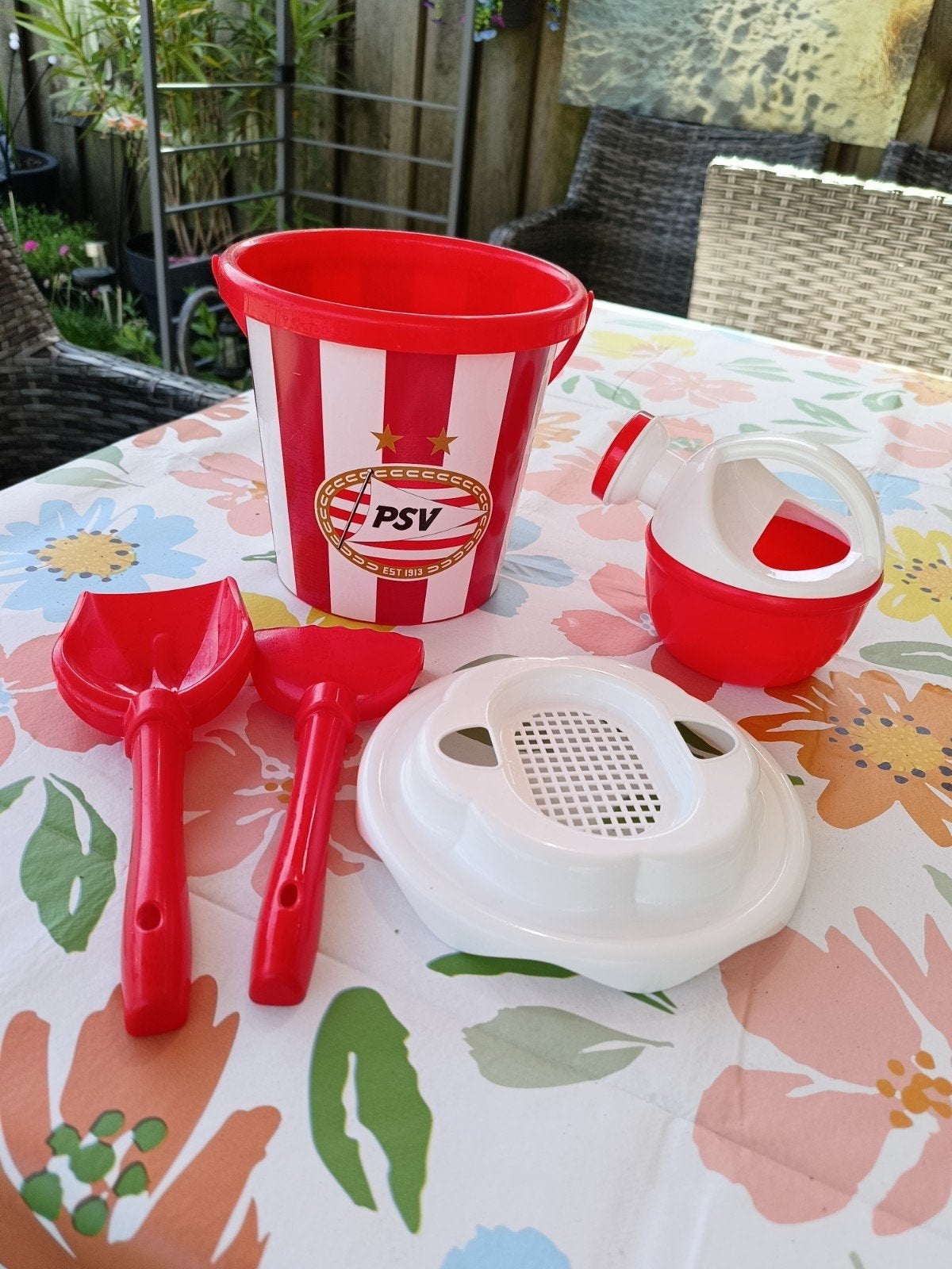 PSV Strandset, Ophalen, Nieuw