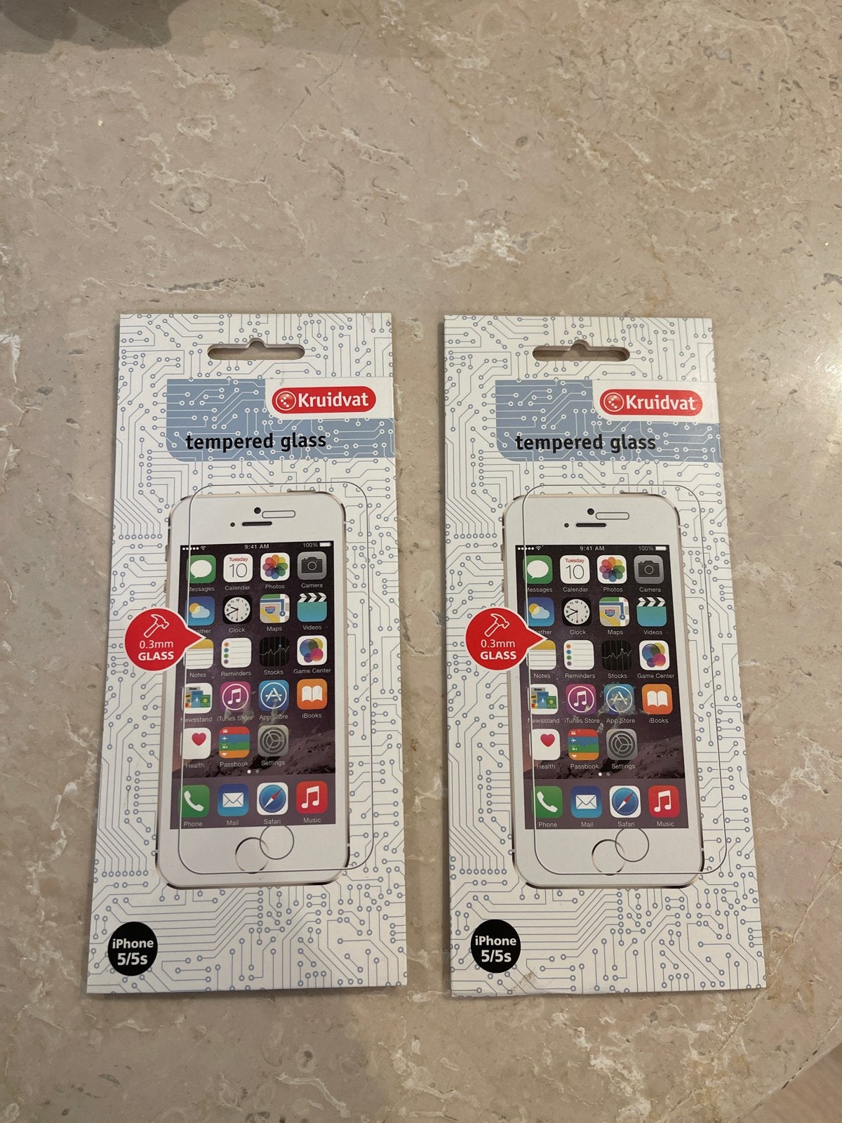 Kruidvat Tempered Glass Screenprotector iPhone 5/5s (2 stuks, Telecommunicatie, IPhone 5, Krasbestendig, Overige merken, Nieuw