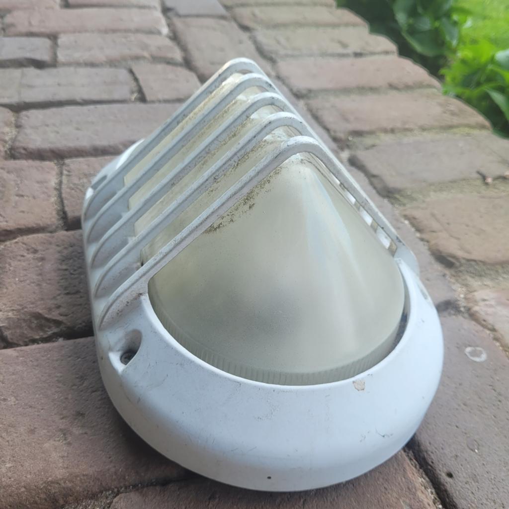 Buitenlamp, Ophalen of Verzenden, Netvoeding, 50 tot 250 watt, Wandlamp