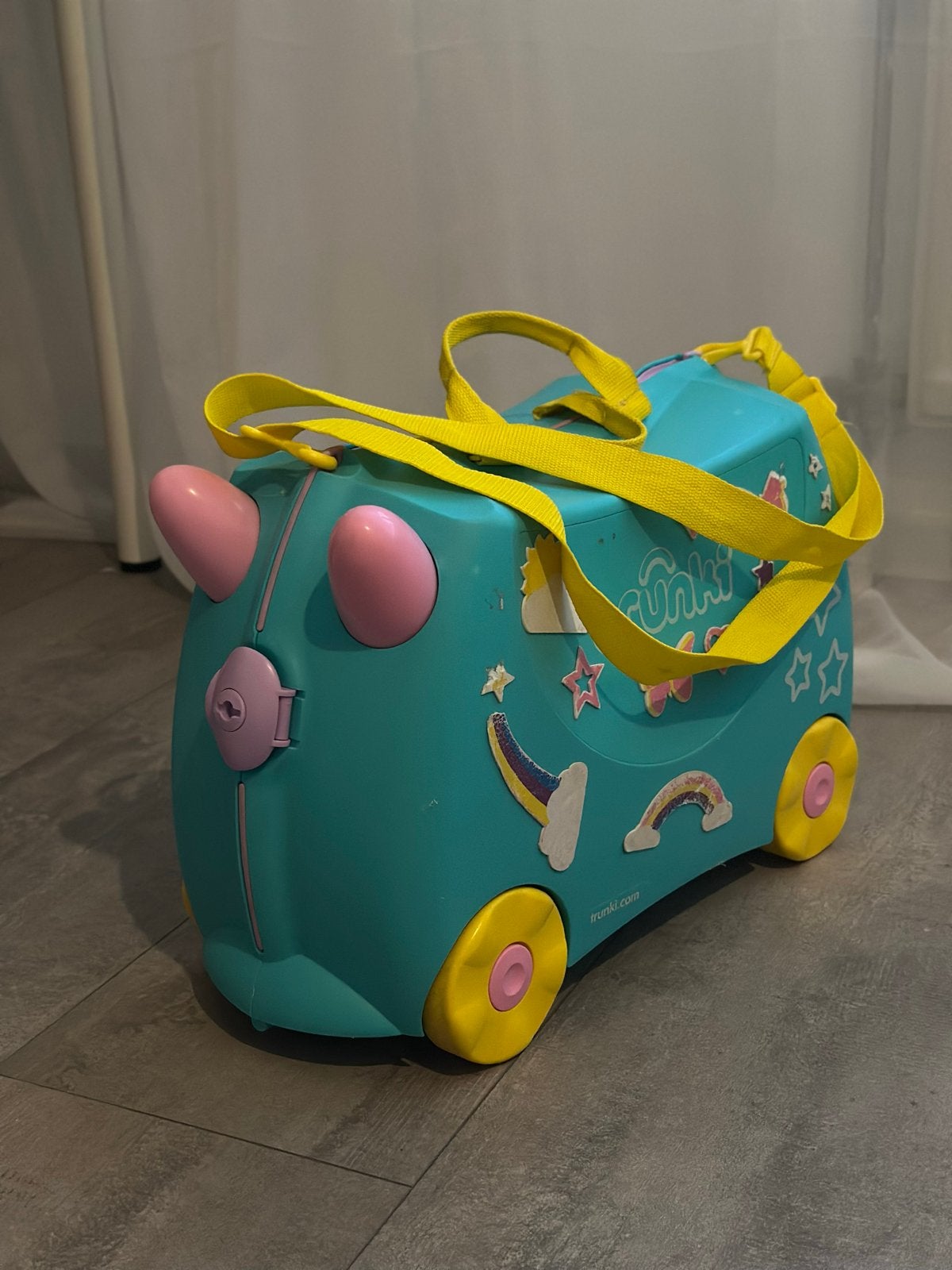 Trunki Kinderkoffer - Turquoise met Gele Wielen eenhoorn, Ophalen, Gebruikt