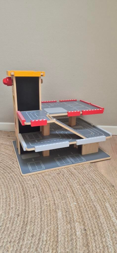Houten Parkeergarage met Wegdelen - Peuter/Kleuter Speelgoed, Ophalen of Verzenden, Gebruikt