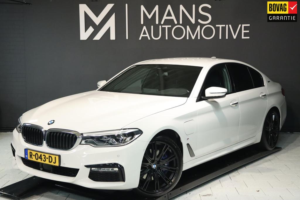 BMW 5-serie 530e M Sport / HUD / ACC / LIVE COCKPIT / DEALER, Auto's, Automaat, 1998 cc, Achterwielaandrijving, Gebruikt