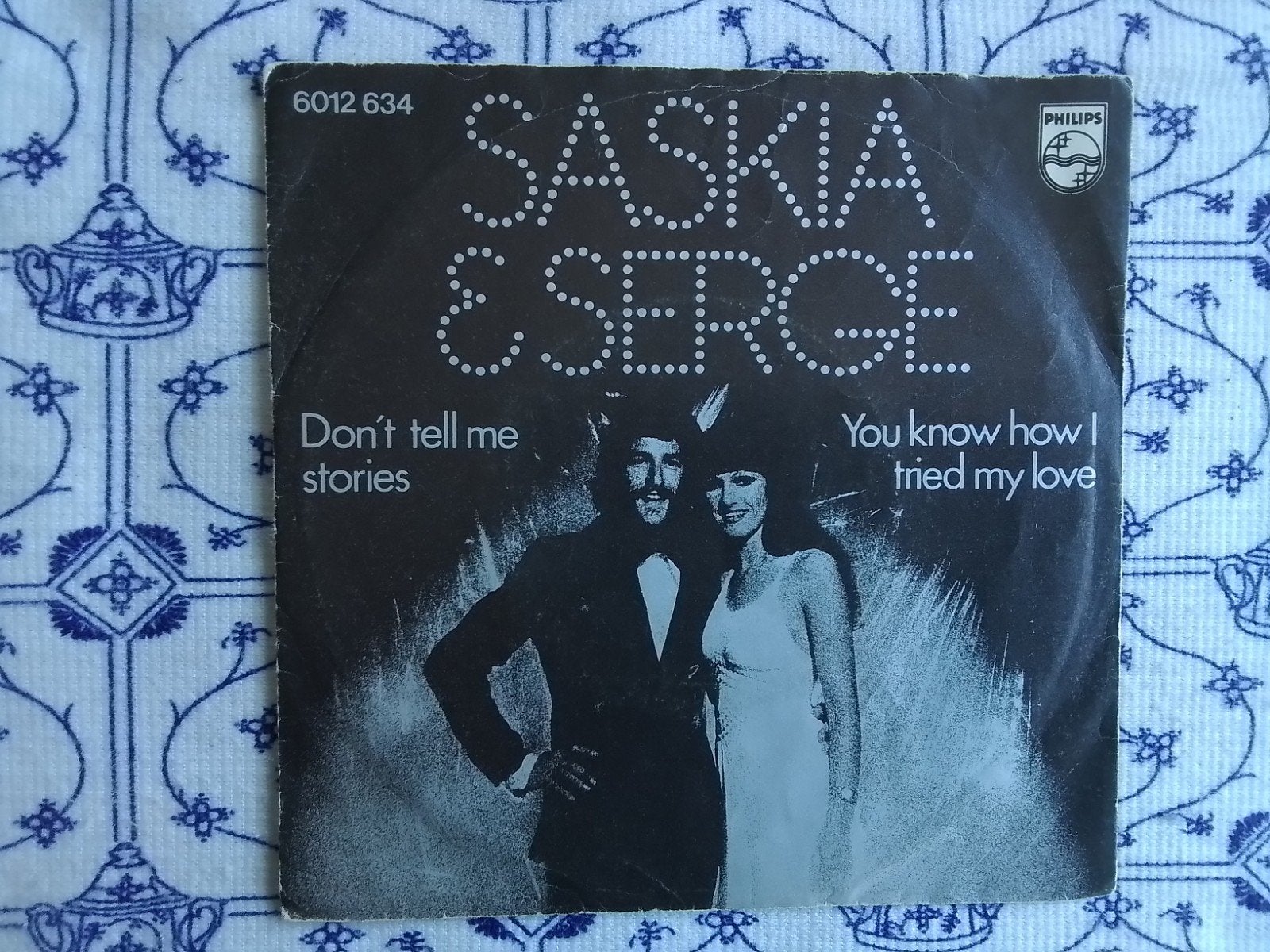 Saskia & Serge       Don't tell me stories, Ophalen of Verzenden, Zo goed als nieuw, 7 inch, Pop