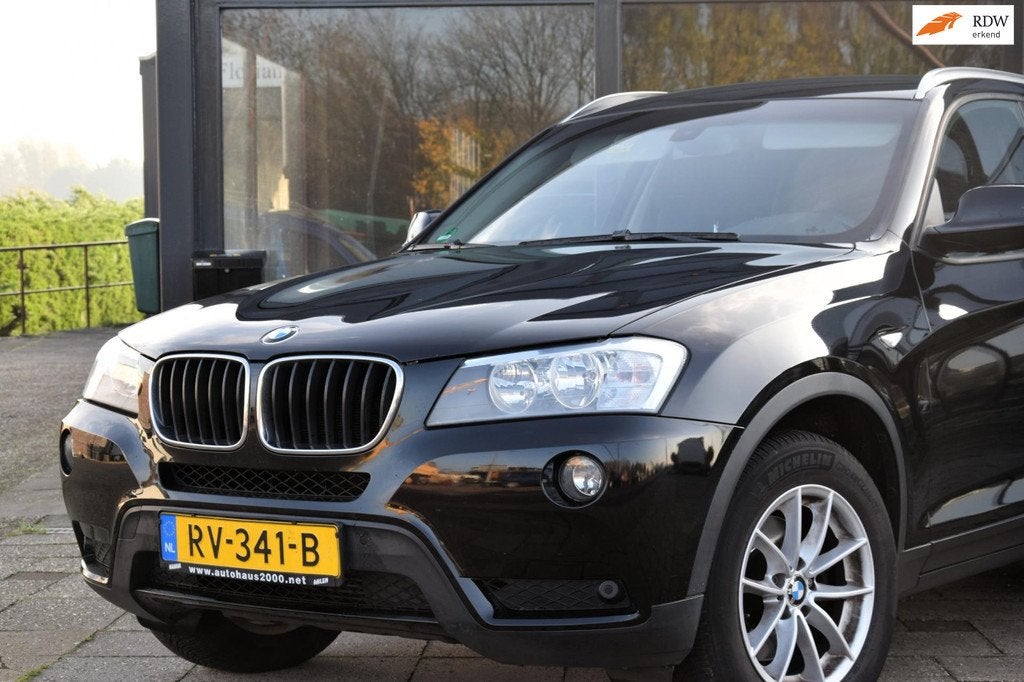 BMW X3 SDrive18d Business Automaat, Automaat, Achterwielaandrijving, 2000 kg, 1655 kg