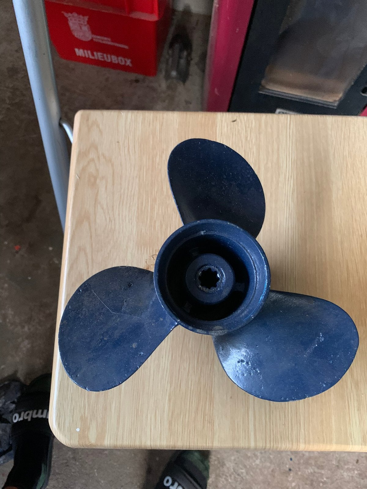 Yamaha buitenboordmotorschroef 9 1/4 x 9 - j1, Watersport en Boten, Accessoires en Onderhoud, Ophalen of Verzenden, Zo goed als nieuw