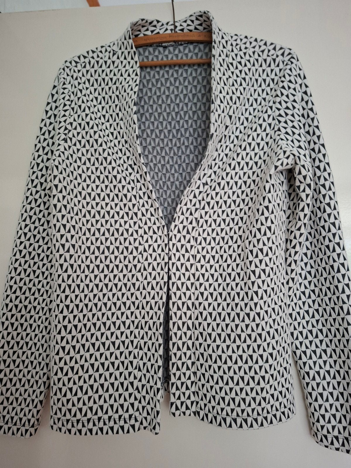 Hema Dames Vest/Jasje Zwart/Wit Mt M, Maat 38/40 (M), Ophalen of Verzenden, Zo goed als nieuw, Jasje