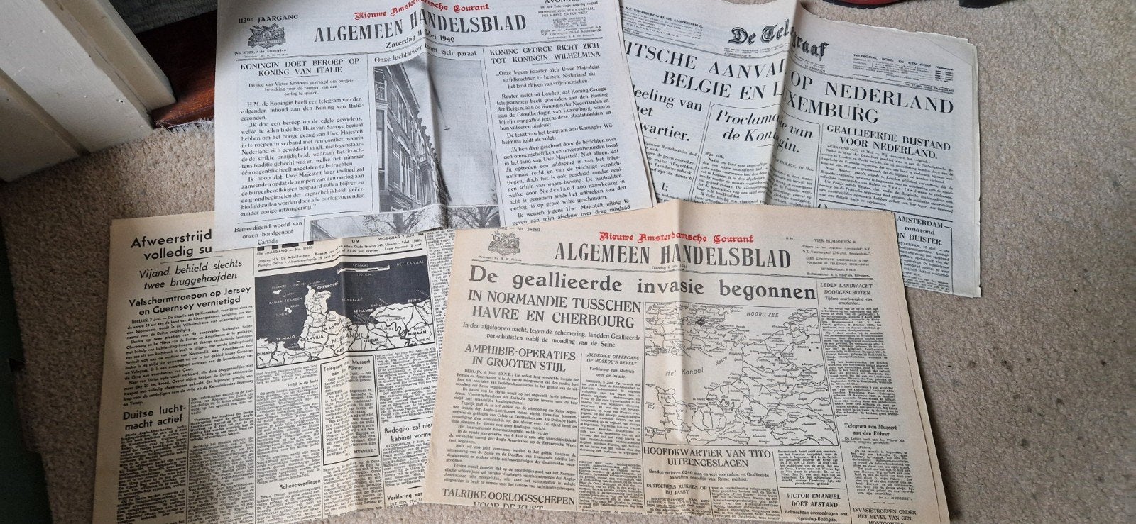 Oorlogskranten wo2 replicas, Boeken, Ophalen of Verzenden, Gelezen