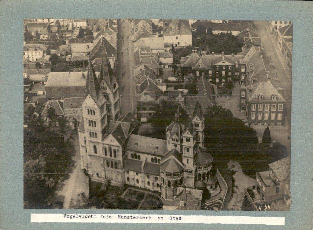 Roermond - Munsterkerk - Panorama - Foto - 1945, Verzenden, 1940 tot 1960, Limburg