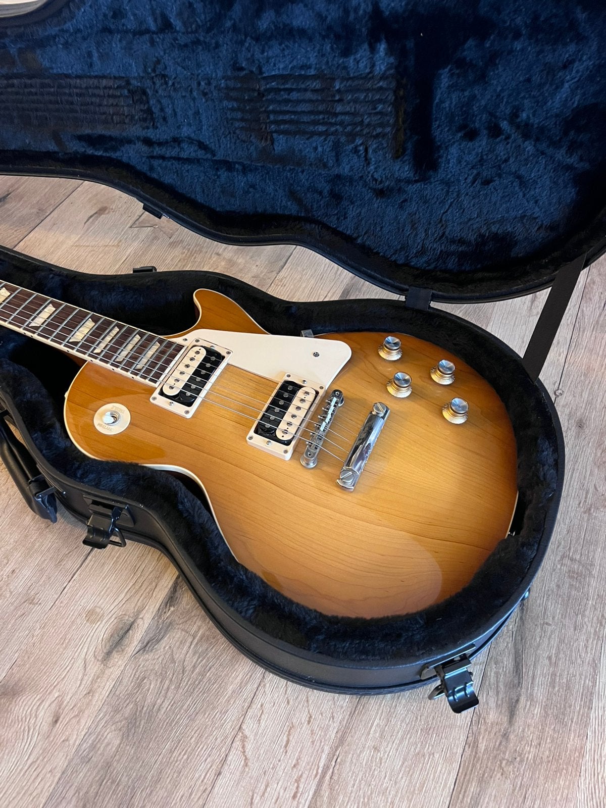 Gibson Les Paul Classic 2022, Muziek en Instrumenten, Snaarinstrumenten | Gitaren | Elektrisch, Zo goed als nieuw, Solid body